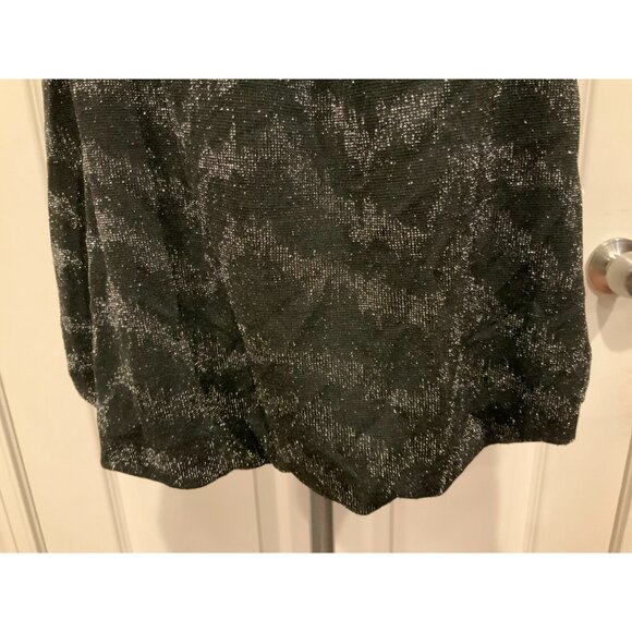 by Anthropologie Black & Metallic Silver Shimmering Tank Top, Size XS - Picture 4 of 9